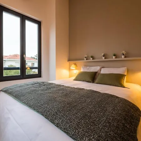 Leonie Keyweek Close To The Lighthouse And Biarritz's Golf Course بياريتز