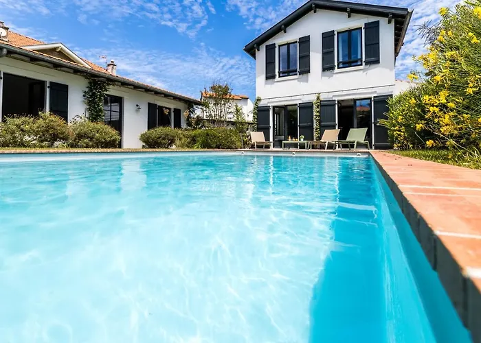 Leonie Keyweek Close To The Lighthouse And Biarritz's Golf Course Villa *