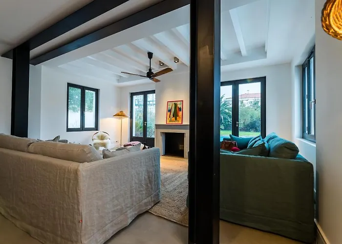 Villa Leonie Keyweek Close To The Lighthouse And Biarritz's Golf Course
