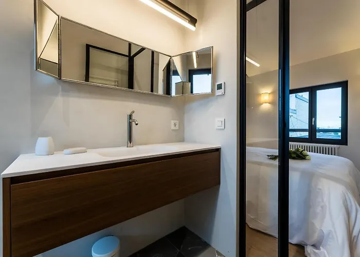 Leonie Keyweek Close To The Lighthouse And Biarritz's Golf Course * Biarritz