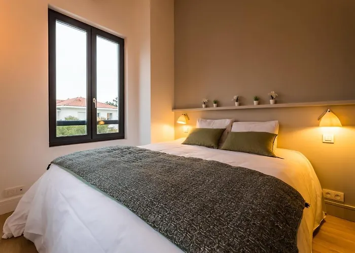 Leonie Keyweek Close To The Lighthouse And Biarritz's Golf Course Biarritz